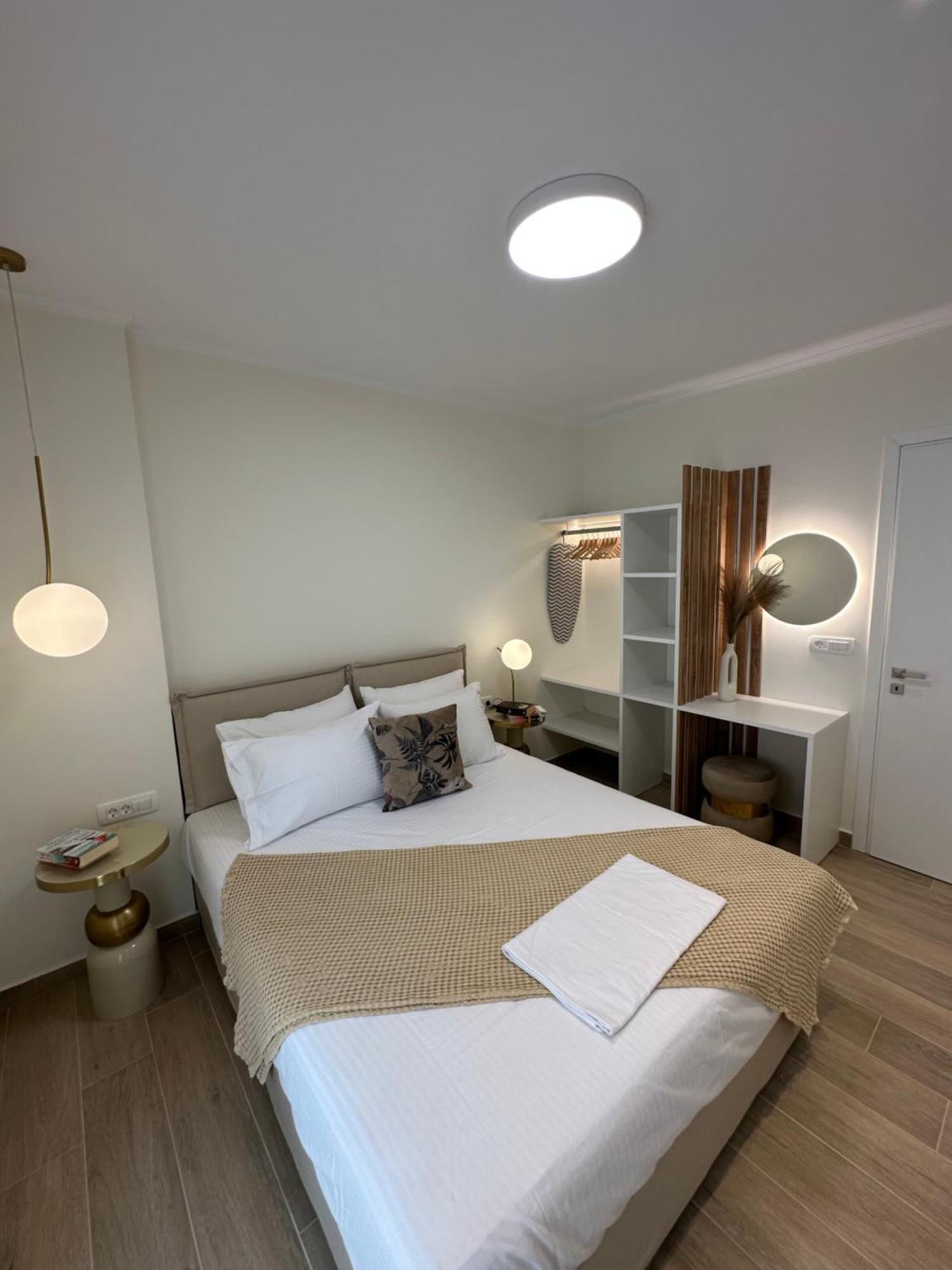 K & L Luxury Apartment