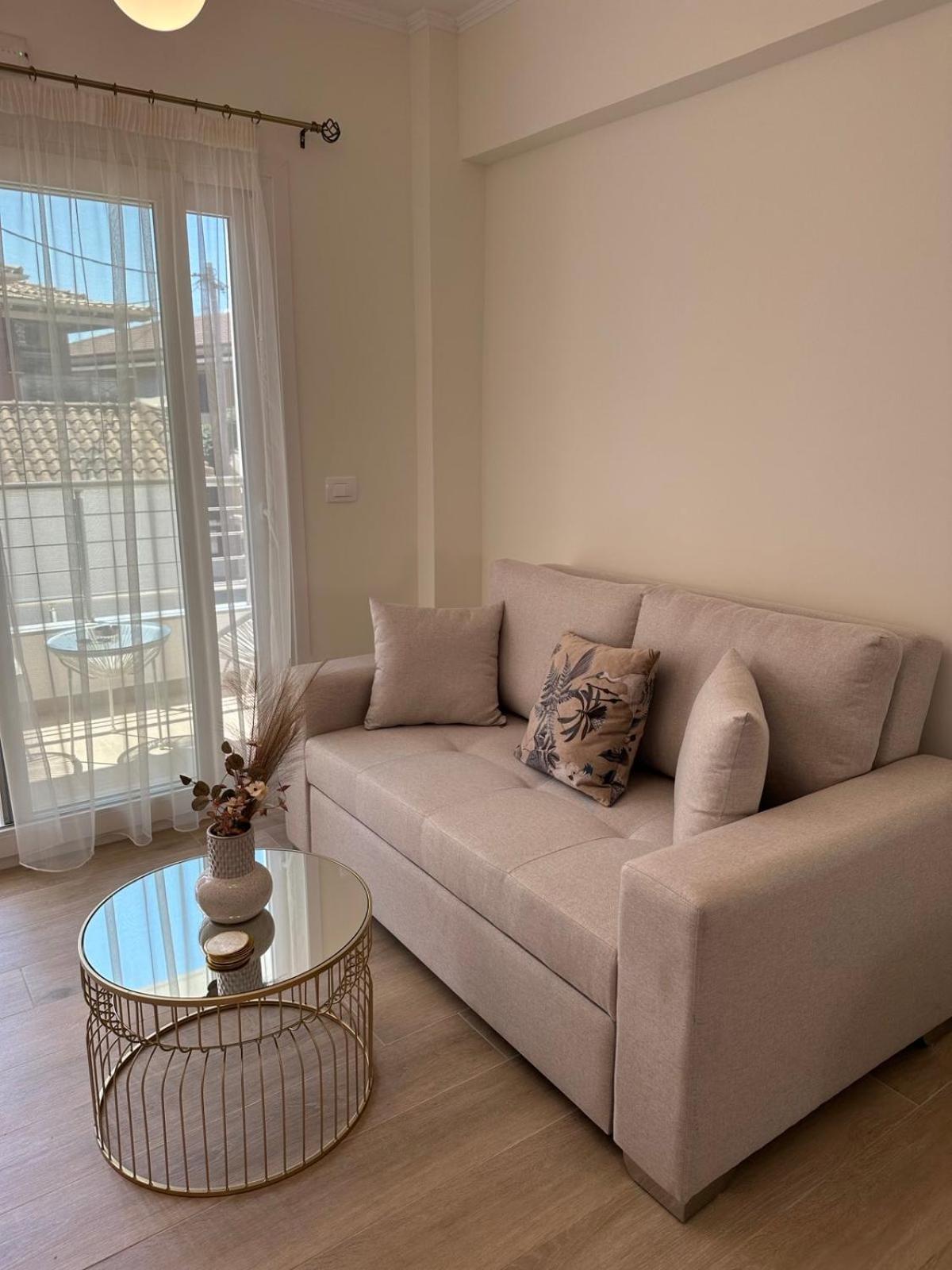 K & L Luxury Apartment *